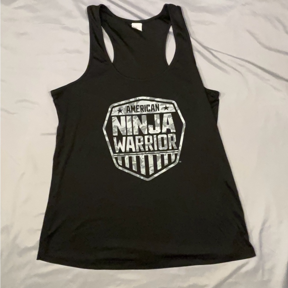 Women’s Tops  – Size L